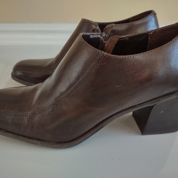 Ladies Brown High Heel Shoes - Picture 3 of 8